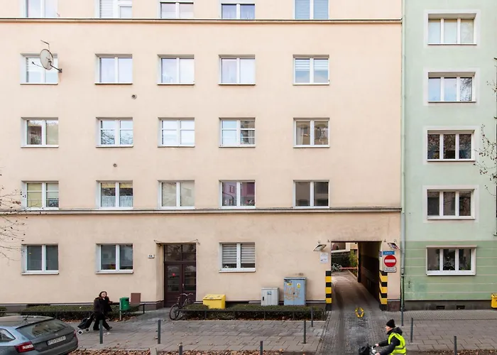 Retro Retreat By Rentujemy Apartman Poznań