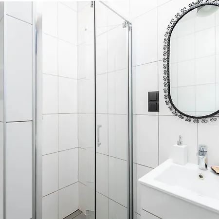 Retro Retreat By Rentujemy Apartment *