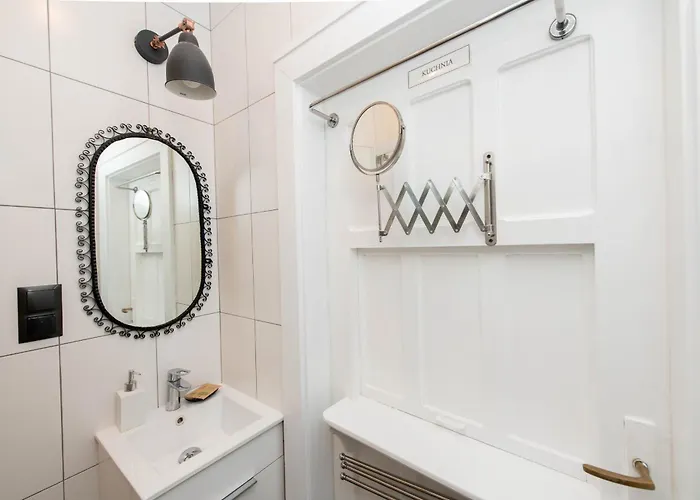 Retro Retreat By Rentujemy بوزنان